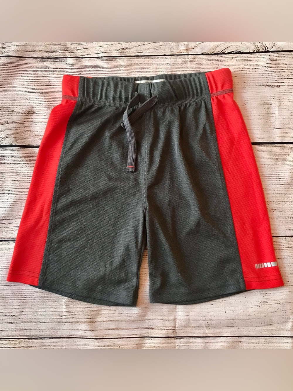 Johnnie B. Boden Grey Orange Athletic Shorts Boy’s Sz 10